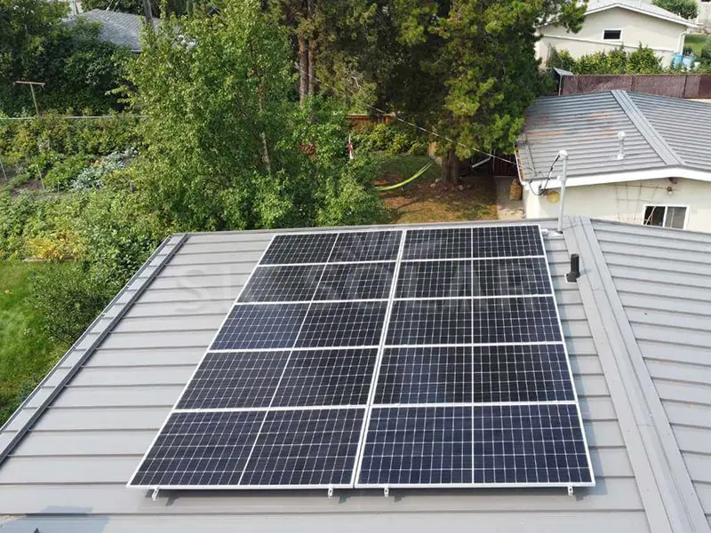 कनाडा में 5KW सोलर पैनल मेटल रूफ टिल्ट माउंट